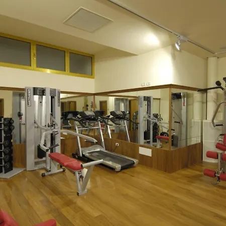 Апартаменти With A Comfortable Sunlit Terrace *